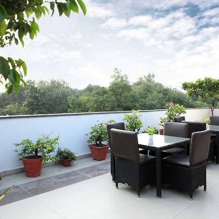 Ahuja Residency Sunder Nagar Hotel New Delhi Bagian luar foto
