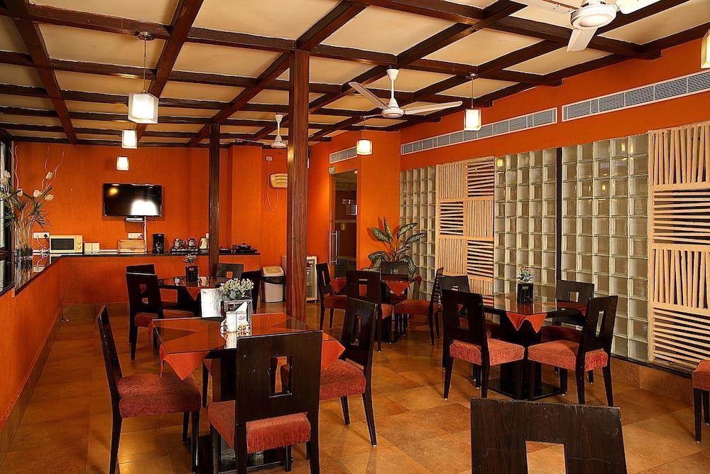 Ahuja Residency Sunder Nagar Hotel New Delhi Bagian luar foto