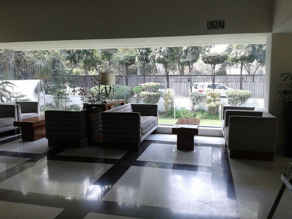 Ahuja Residency Sunder Nagar Hotel New Delhi Bagian luar foto