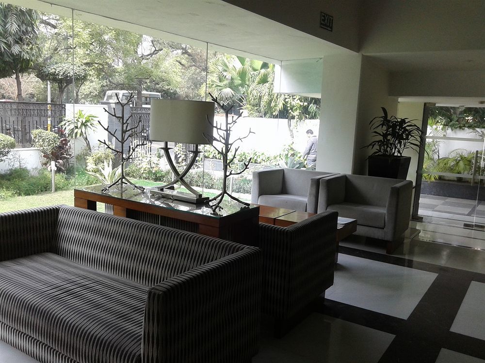 Ahuja Residency Sunder Nagar Hotel New Delhi Bagian luar foto