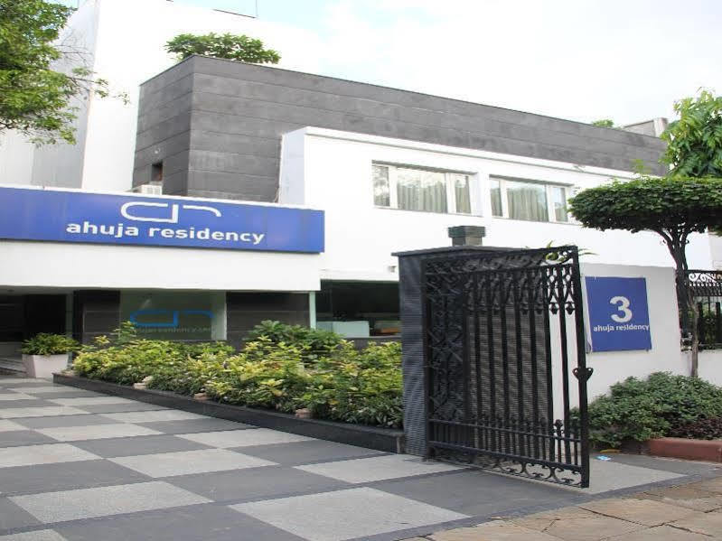 Ahuja Residency Sunder Nagar Hotel New Delhi Bagian luar foto