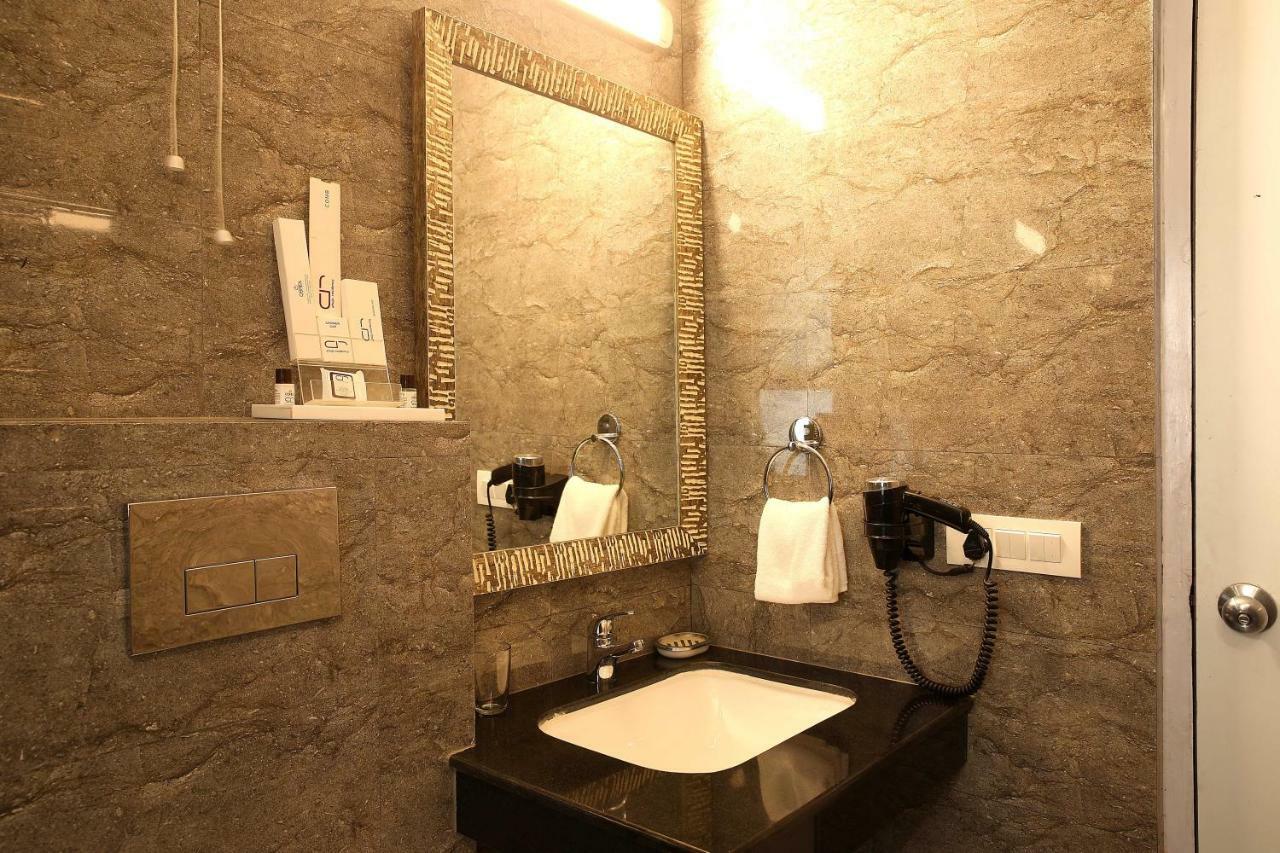 Ahuja Residency Sunder Nagar Hotel New Delhi Bagian luar foto