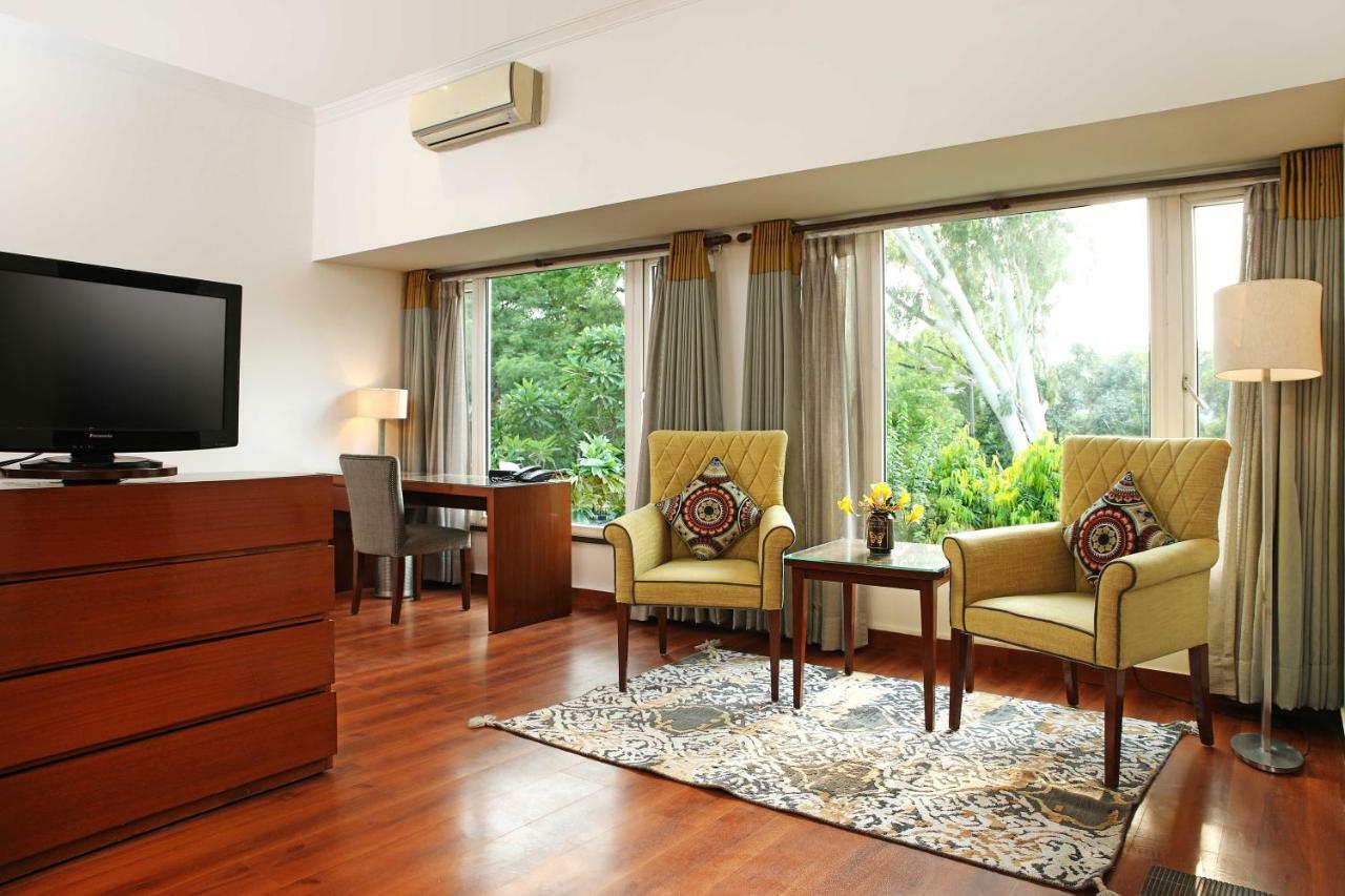 Ahuja Residency Sunder Nagar Hotel New Delhi Bagian luar foto