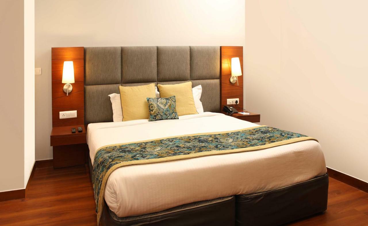 Ahuja Residency Sunder Nagar Hotel New Delhi Bagian luar foto