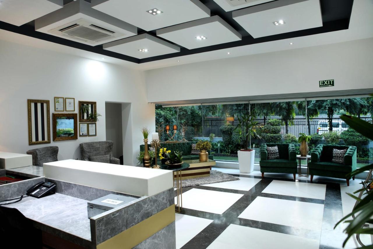Ahuja Residency Sunder Nagar Hotel New Delhi Bagian luar foto