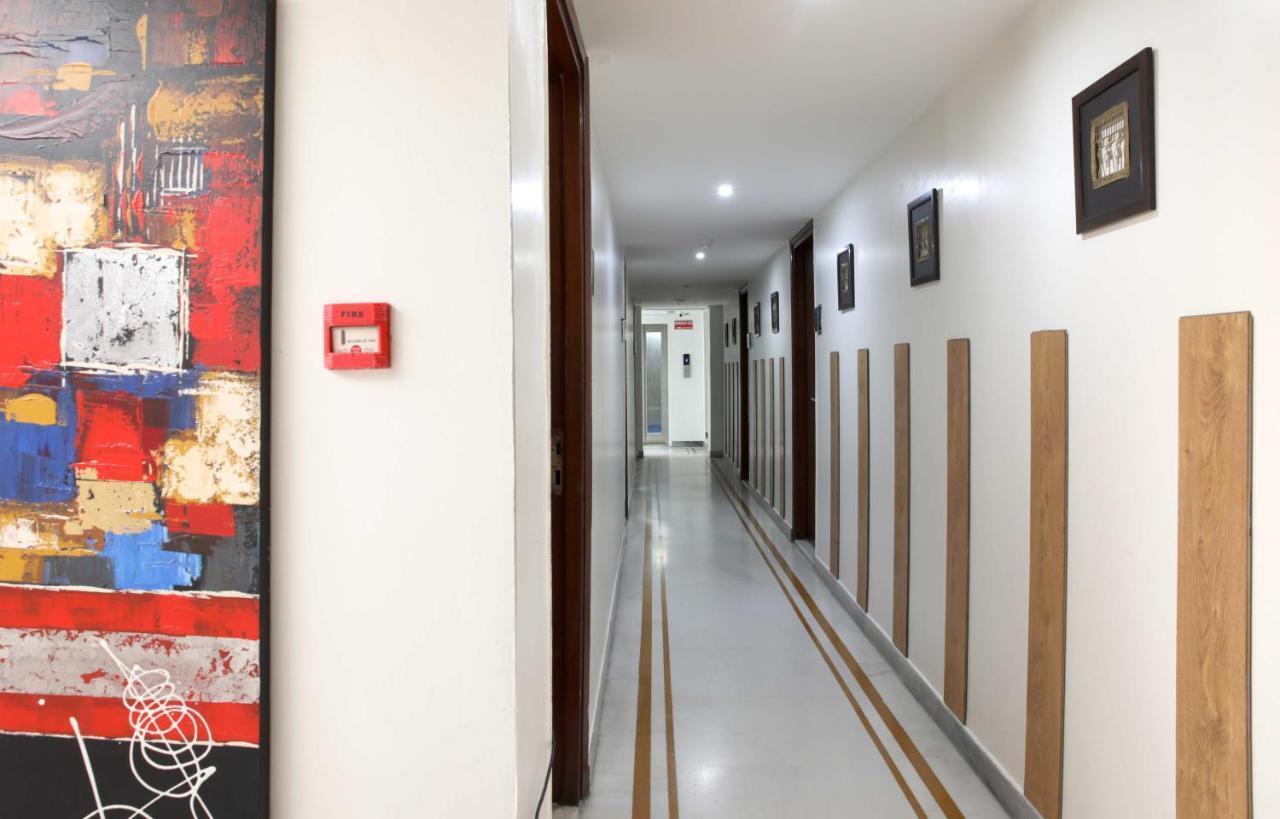 Ahuja Residency Sunder Nagar Hotel New Delhi Bagian luar foto